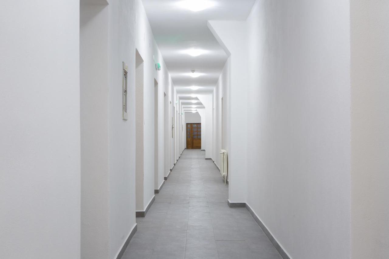 Kopacka Aparthotel Topoľčany Екстериор снимка